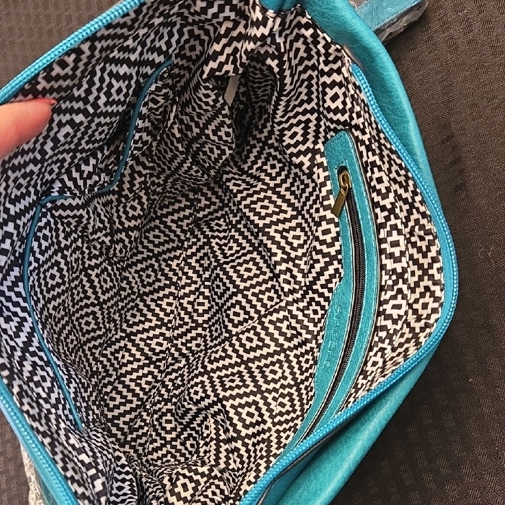 Teal Crossbody Bag with Gold Accents - Picture 5 of 8